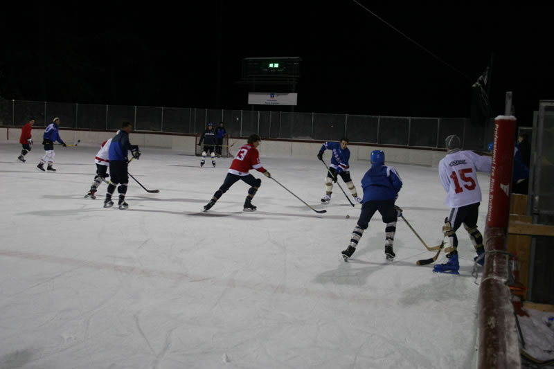 gal/Eishockeyspiel in Toblach/2008-02-02 SVR Eishockey 061.jpg
